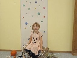 haloween ve skolce 11